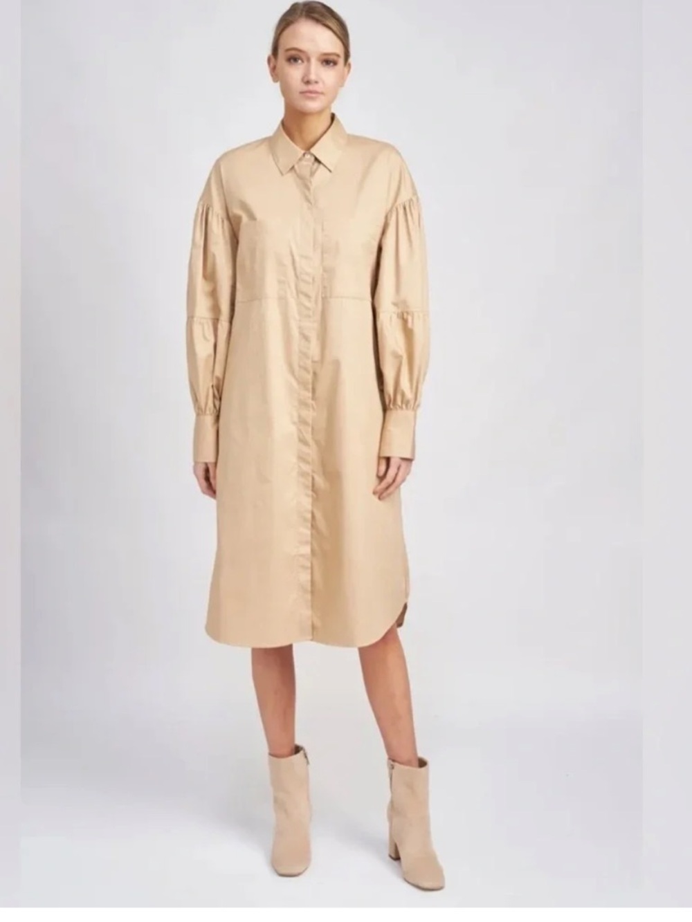 en Saison Sandrine Long Sleeve Dress in Tan